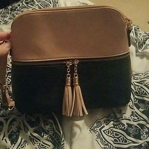Crossbody purse